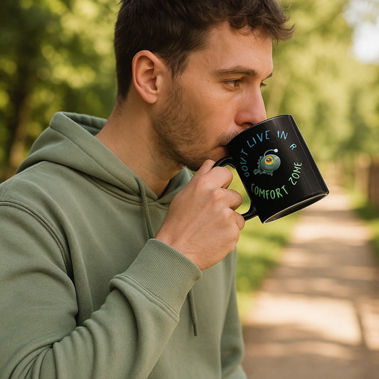 🖤 Don’t Live in a Comfort Zone – Motivational Black Mug